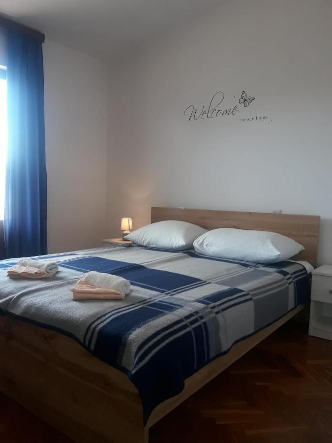 Rooms Ankica Примоштен Екстер'єр фото